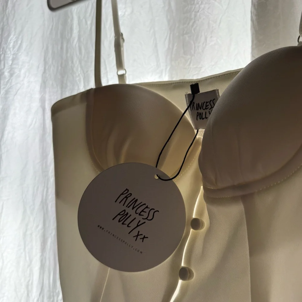 Princess Polly White Corset Adjustable Strap Button Padded Bust‎ Top